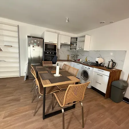 St Denis Apartmán *